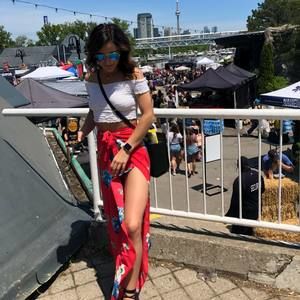 Meet your Posher, Makaela